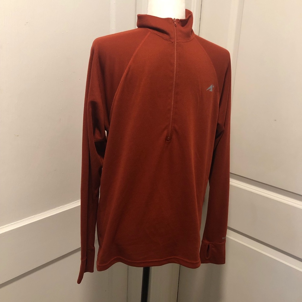 Eastern mountain sports men’s half zip top size medium